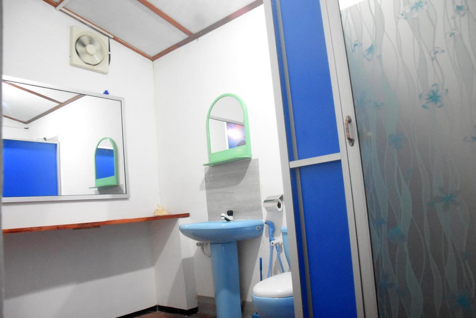 Meera Homestay & Guest House Anuradhapura Ngoại thất bức ảnh