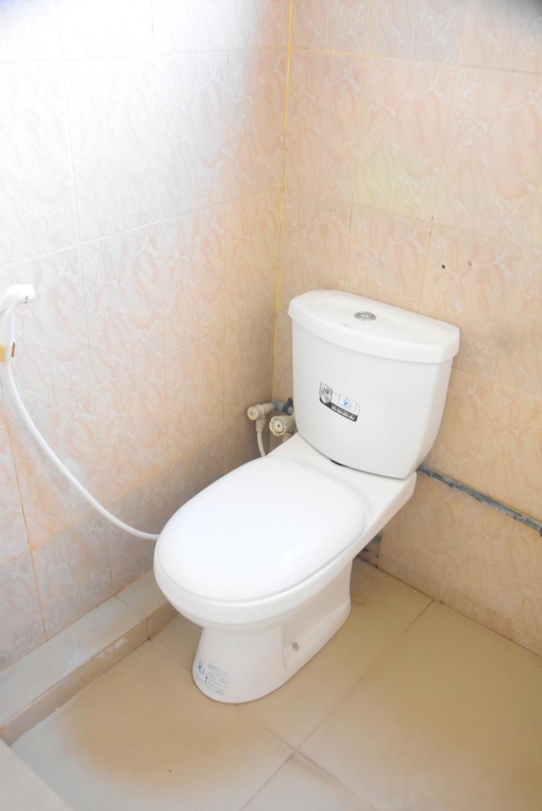 Meera Homestay & Guest House Anuradhapura Ngoại thất bức ảnh