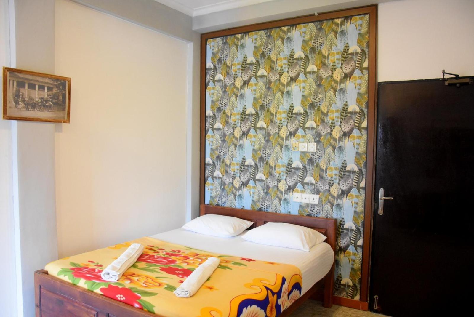 Meera Homestay & Guest House Anuradhapura Ngoại thất bức ảnh